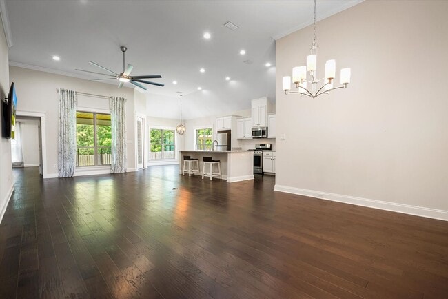 Photo - 774 Dunker Ave