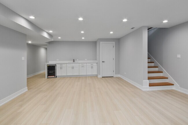 Photo - 4626 Ashland Ave Unidad 1N