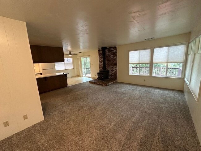 Photo - Charming Cascade Shores Retreat 2/1 1,000 ...