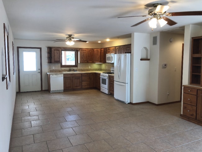 Photo - 406 N 4th St