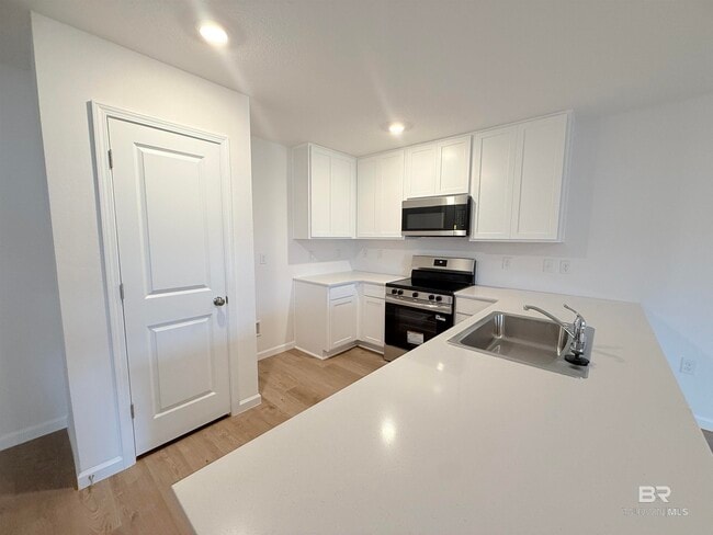 Photo - 16118 Eden St