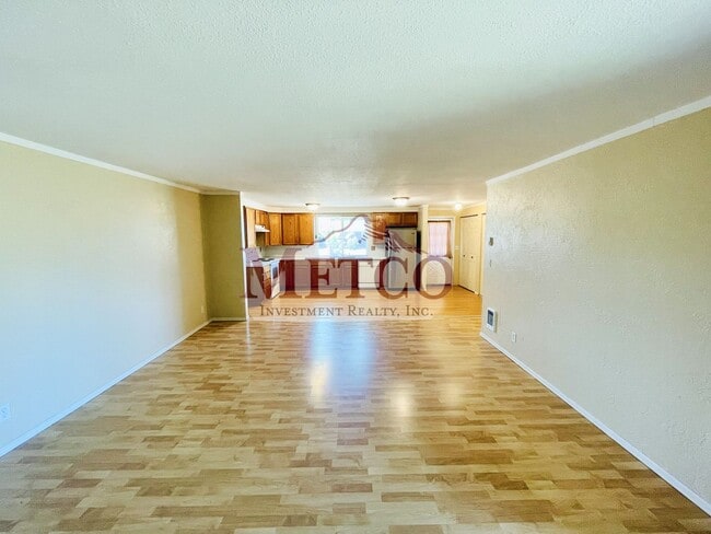Photo - Spacious 4 Bedroom House In Springfield!