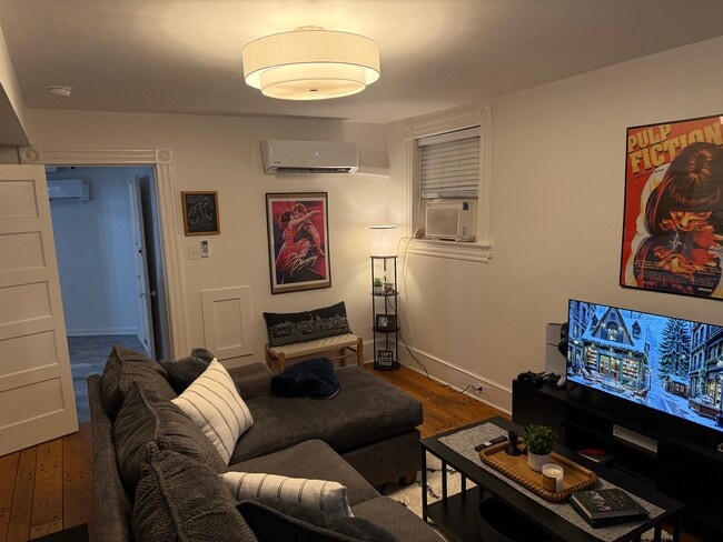 Photo - 2508 Cliffbourne Pl NW Unidad Garden Apartment