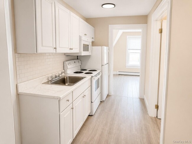 167 Liberty St Unit 3
