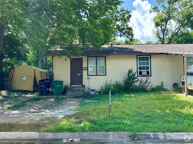 Building Photo - 8225 Garland St Rental