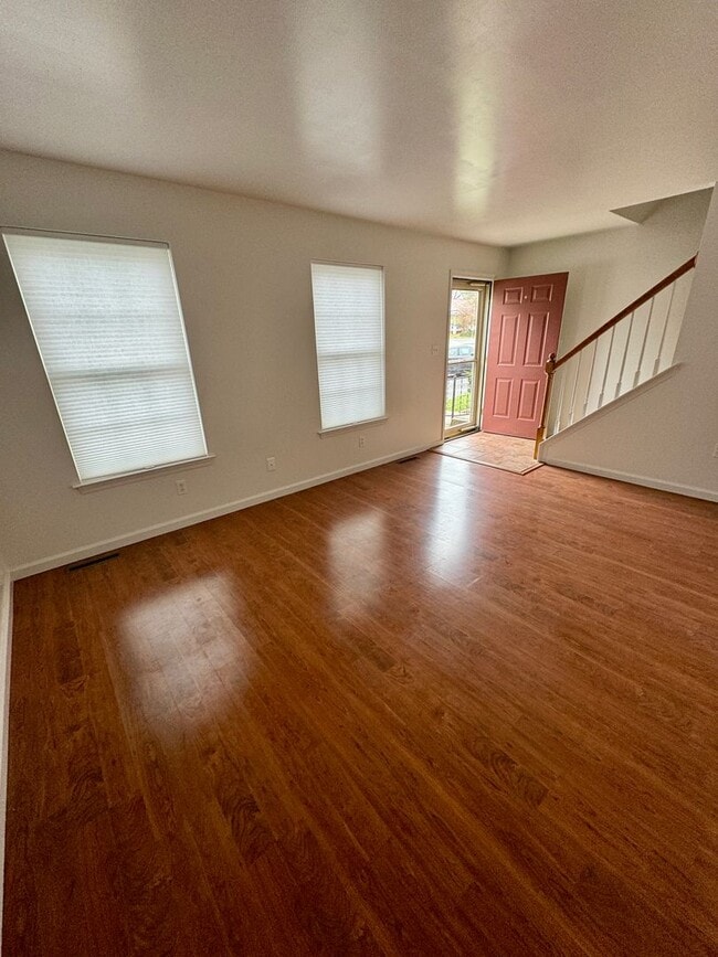 Photo - 809 Rockwood Dr