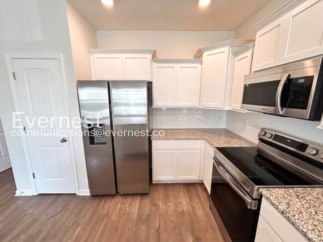 Photo - 212 Ansley Wy