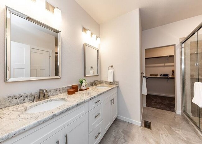 Photo - FULLY FURNISHED 3 Bed Luxury End Unit Townhome backs to Nature