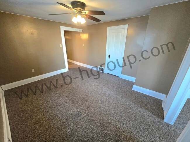 Photo - 405 61st St Unit Apt 3