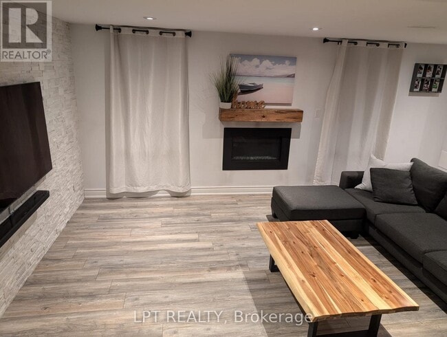 Photo - 10 Kinloch Ct