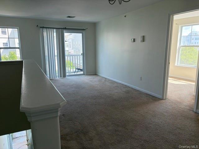 Photo - 66-11 Seaspray Ave