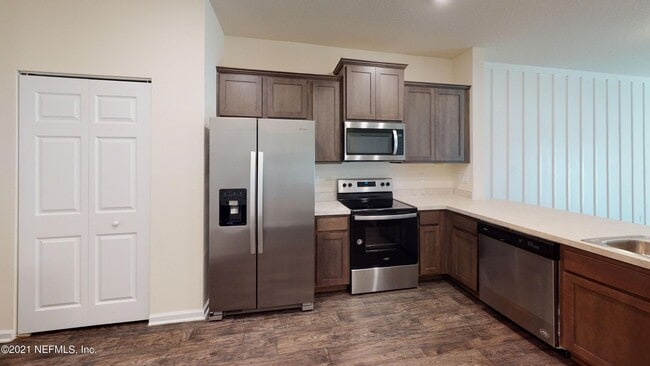 Photo - 810 Capitol Pkwy