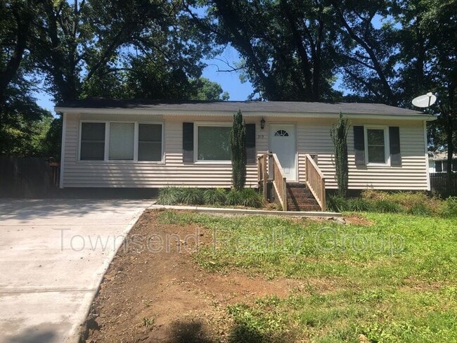Photo - 313 Fite Rd House