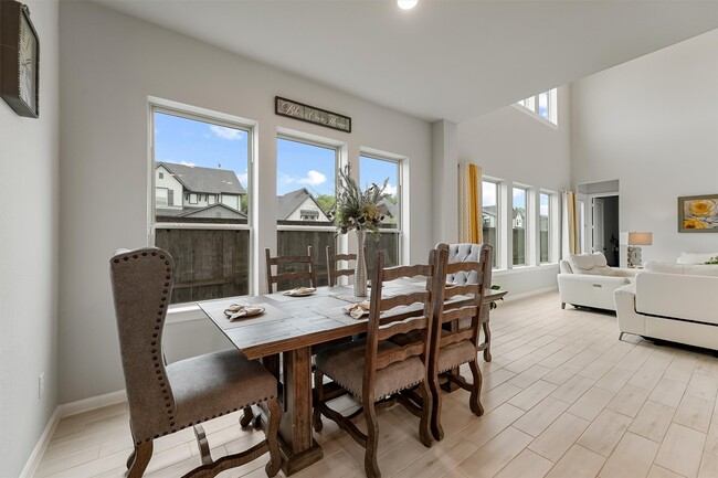 Photo - 1550 Park Path Dr