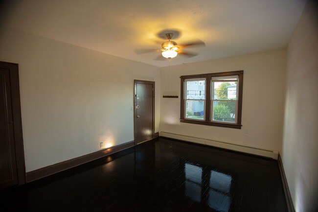 Photo - 86 Edgewood Ave Apartamentos Unidad 1E