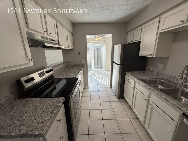 Photo - 1941 Sawbury Blvd Apartamento