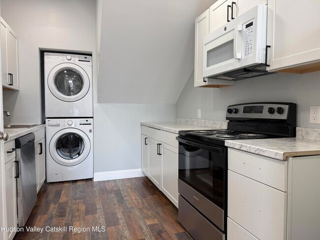 110 Partition St Unit 2