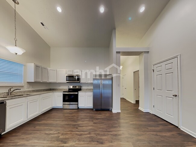 Photo - 1268 W Crystal Dr