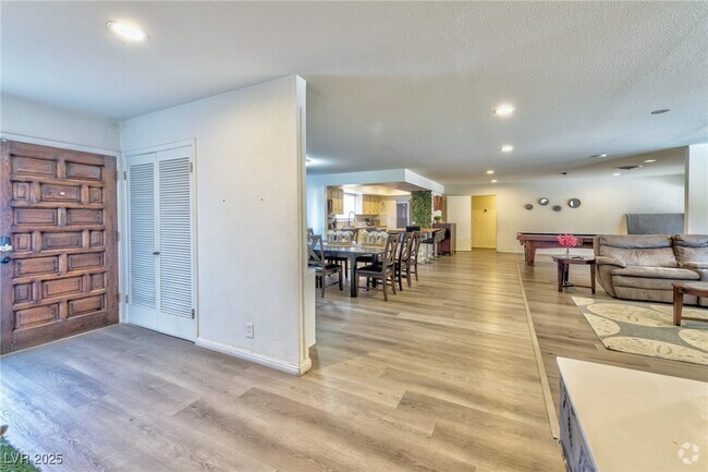 Building Photo - 1489 Santa Anita Dr Rental