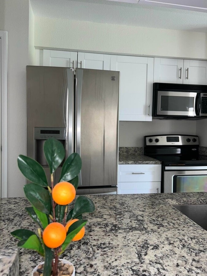 Photo - 899 Riverside Dr Unit 620