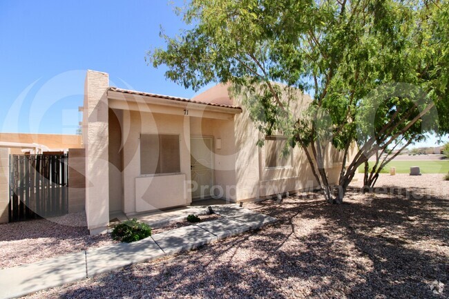 Building Photo - 2300 E Magma Rd Rental