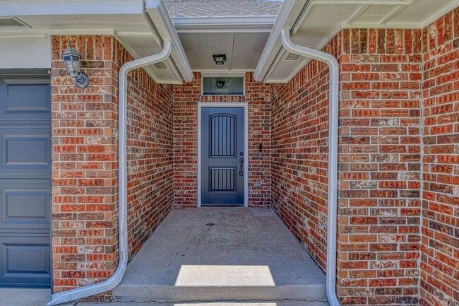 Photo - Newly Remodeled Three Bedroom with a Water...