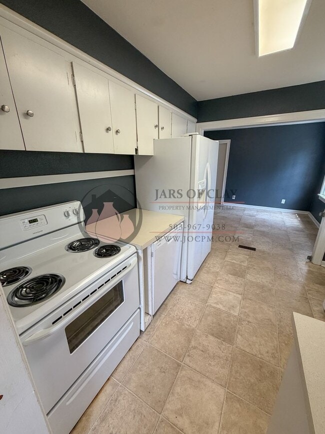 Photo - Spacious NE Salem Character Home | Pet Friendly | Central Heat