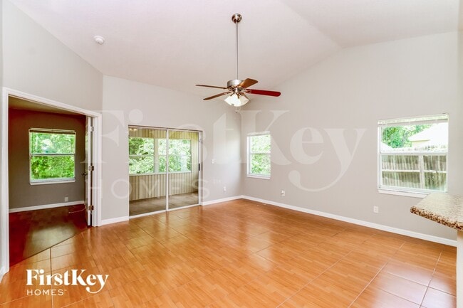 Photo - 1805 Coyote Pl