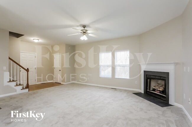 Photo - 708 Marjam Ln