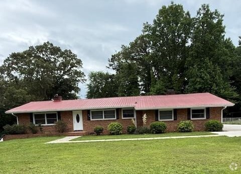 Building Photo - 205 Westridge Dr Rental