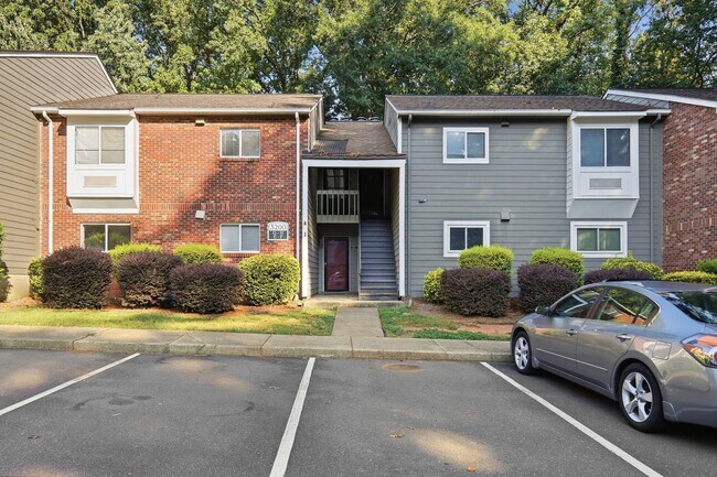Building Photo - 3200 Heathstead Place Unit G