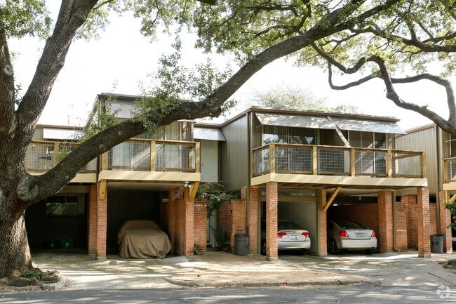 Photo - Vassar Place Apartments