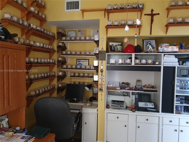 Photo - 9755 NW 52nd St Unit 502