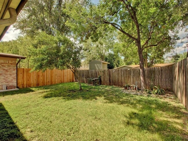 Photo - 8516 Hathaway Dr
