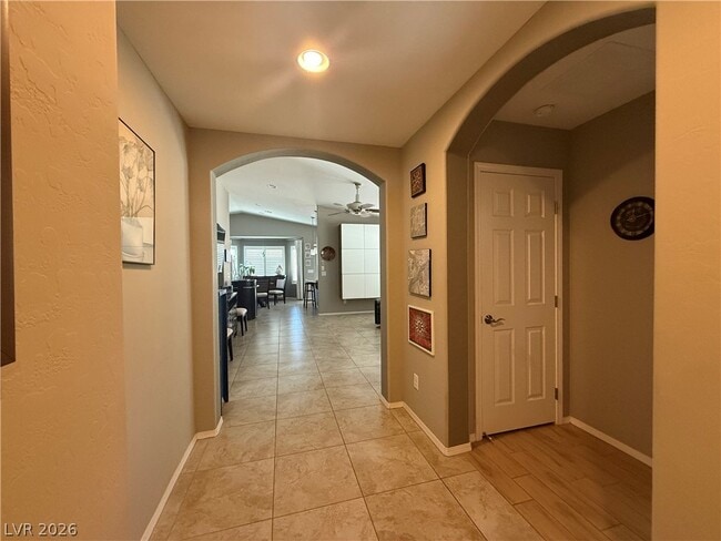 Photo - 5841 Montina Vines St