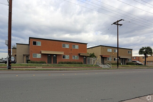 Photo - Madison Manor Apartments