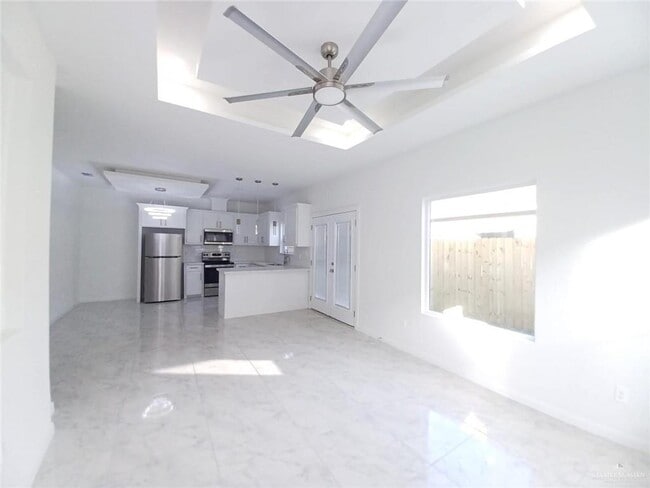 1404 S Xanthia St Unit 3
