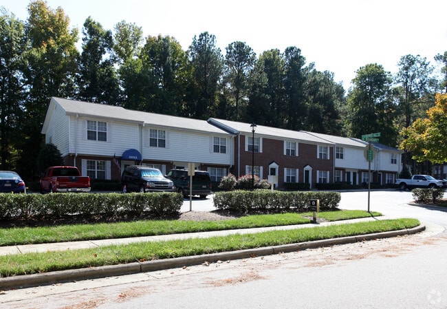 Building Photo - Boundary Village Rental