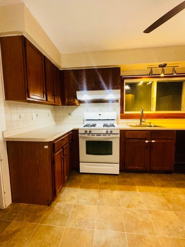 Photo - 21 Prescott St Unit 1