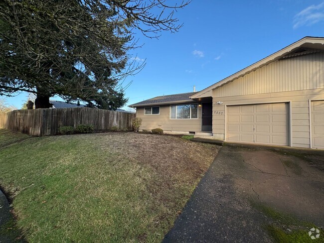 Building Photo - Cheryl St Duplex Rental