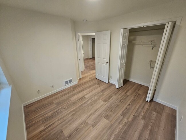 Photo - 1580fe Unit 1580