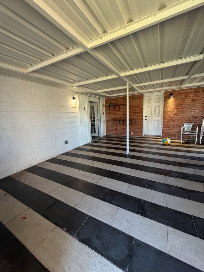 Photo - 2806 Pine St
