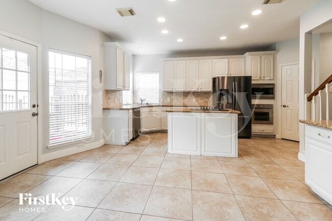 Photo - 2407 Spanish Oak Hill Ct