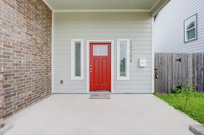 Photo - 10204 Jessalyn Lane