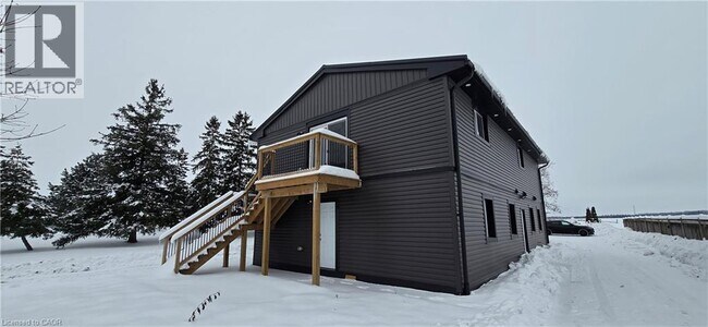 Photo - 2274 Line 34