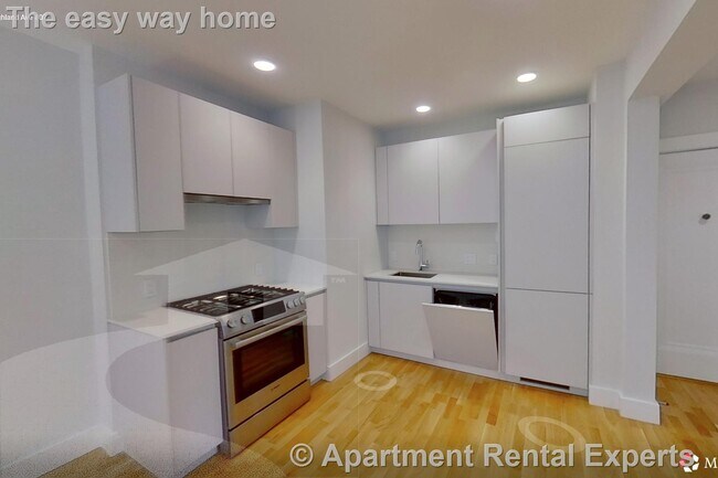 Building Photo - 136 Highland Ave Unit #7 Rental