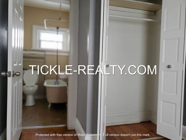 Photo - 469 Meigs Street Unit 4