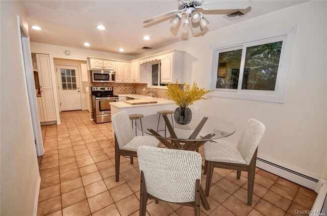 111 Fleets Cove Rd