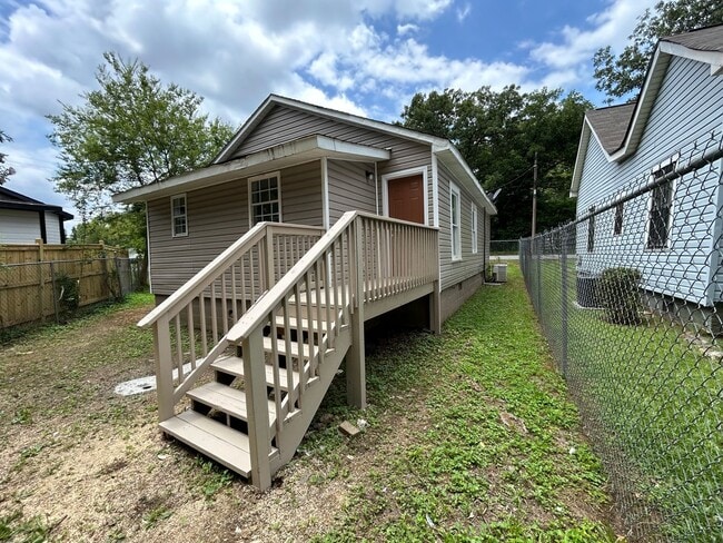 Photo - Updated 3/1 House in South Rome- $995