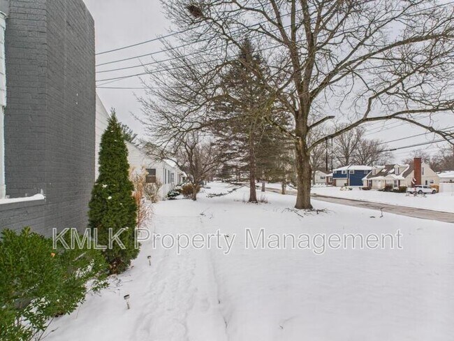 Photo - 2514 Carson Rd